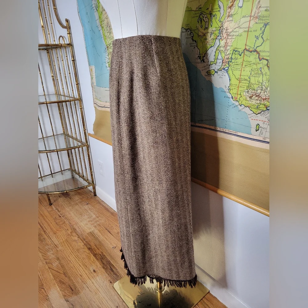 Vintage Harv'e Benard Sport Brown Wool Tweed Skirt With Fringe Size 10 - Picture 2 of 14